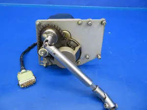 Diamond DA40-180 Bendix King KS-272C Trim Servo 28V 065-0018-3500 (0120-356)